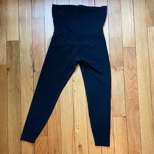 Beyond Yoga Maternity leggings, Black Space Dye, large EUC